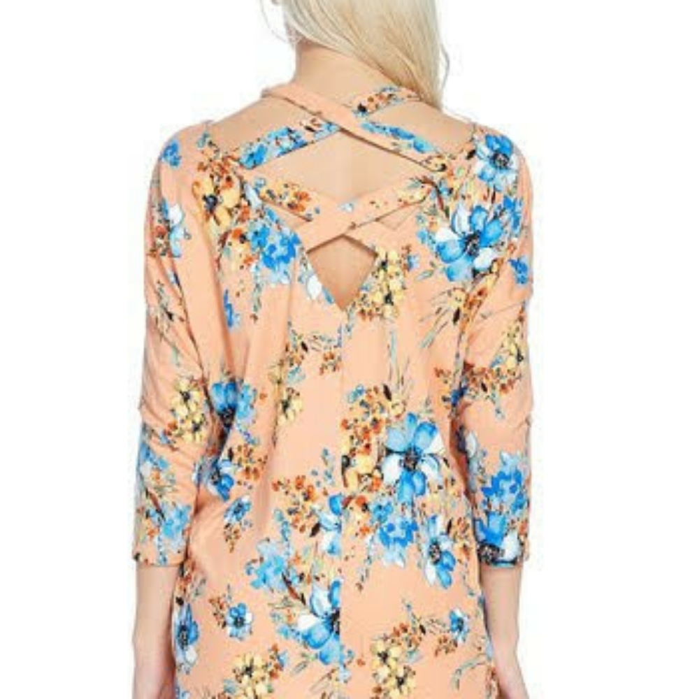 Flowered Top - Picture 3 of 3